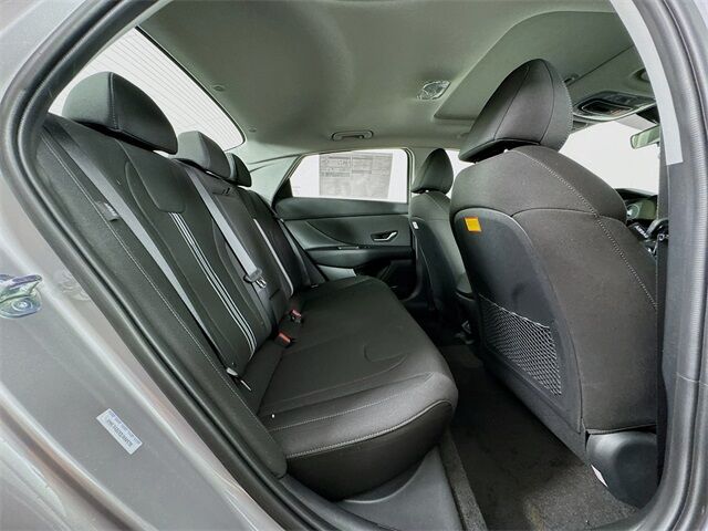 2025 Hyundai Elantra SEL Convenience Quincy MA