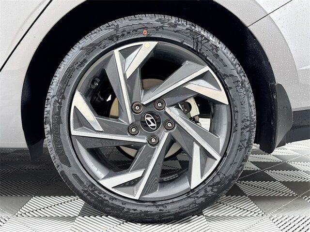 2025 Hyundai Elantra SEL Convenience Quincy MA