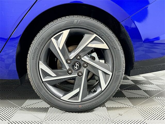 2025 Hyundai Elantra SEL Convenience Quincy MA