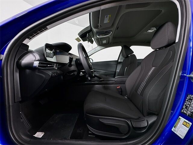 2025 Hyundai Elantra SEL Convenience Quincy MA