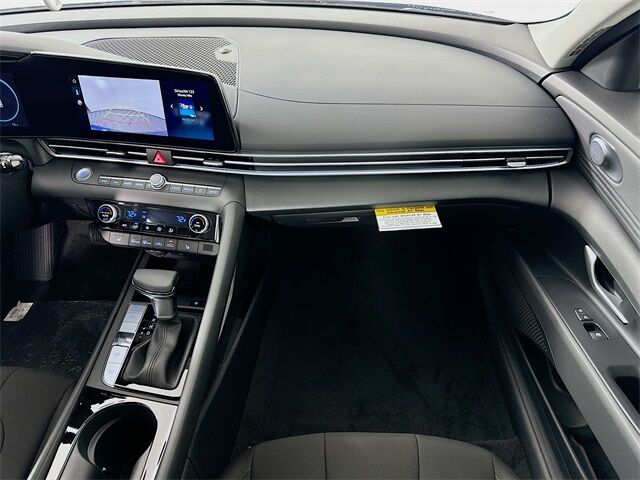 2025 Hyundai Elantra SEL Convenience Quincy MA
