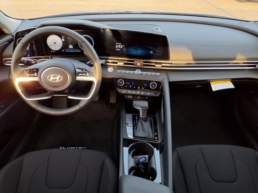 2025 Hyundai Elantra SEL Convenience Waldorf MD