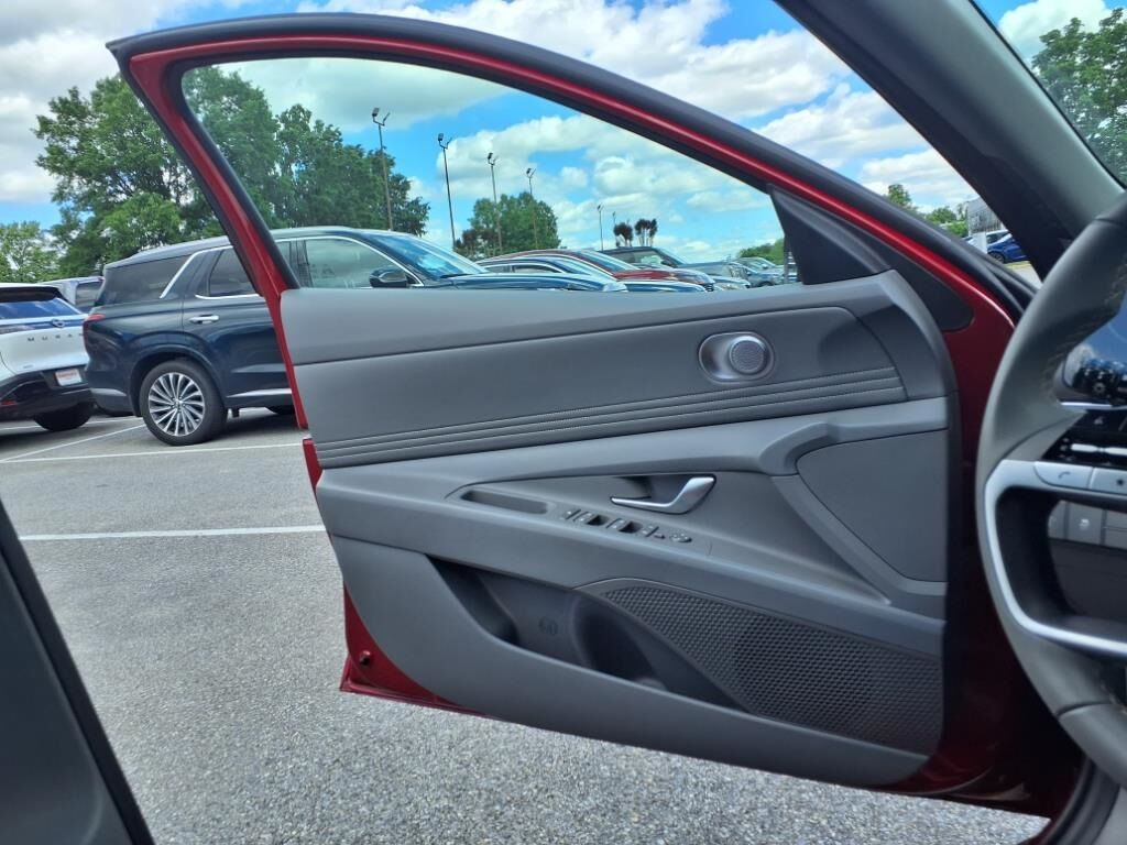 2025 Hyundai Elantra SEL Convenience Waldorf MD
