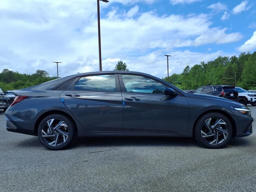2025 Hyundai Elantra SEL Sport Waldorf MD