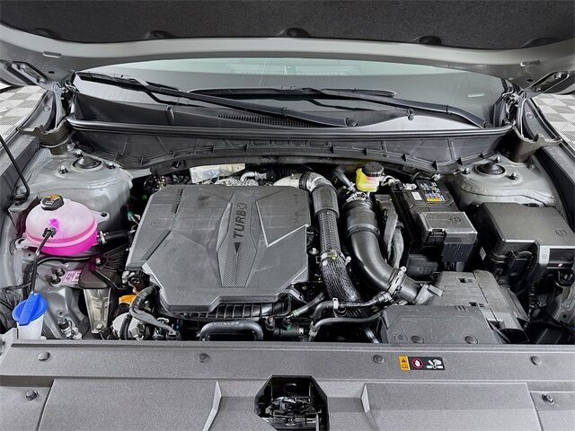 2025 Hyundai Santa Cruz Limited Quincy MA