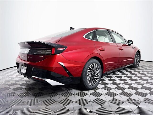 2025 Hyundai Sonata Hybrid SEL Quincy MA