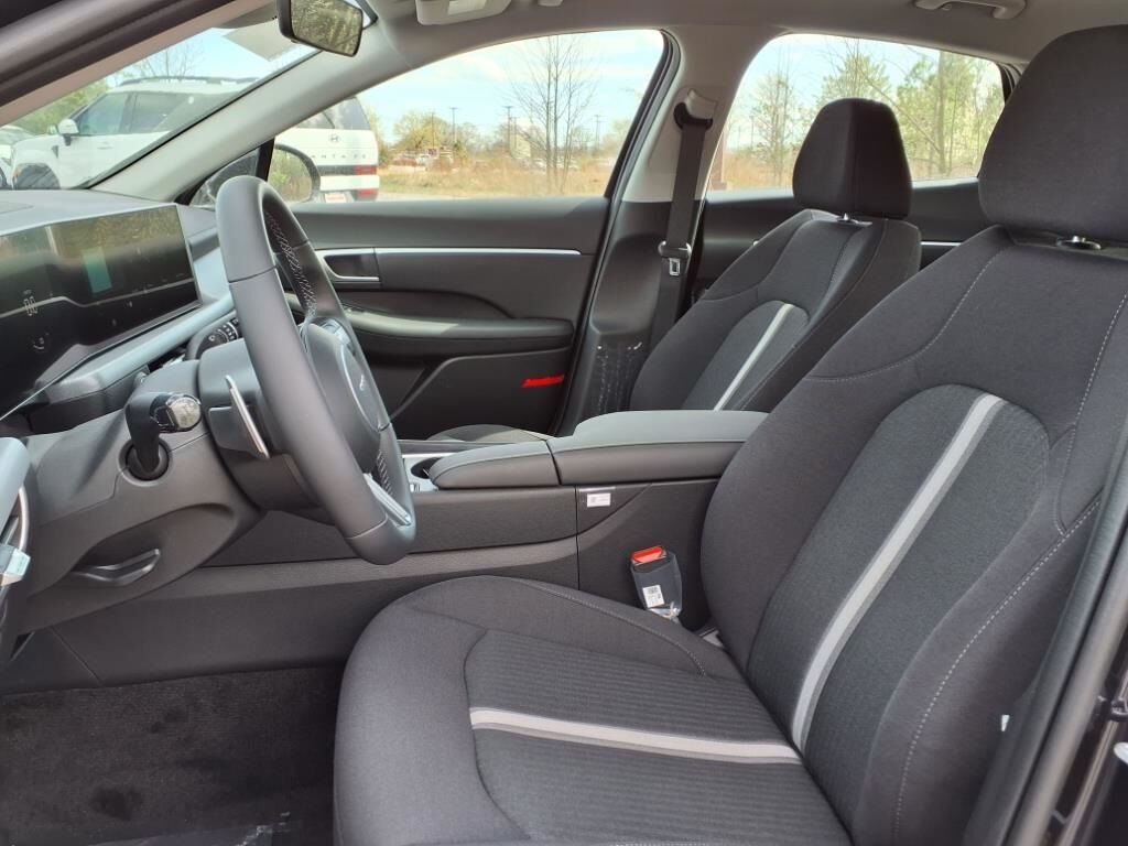 2025 Hyundai Sonata Hybrid SEL Waldorf MD