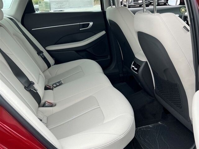 2025 Hyundai Sonata Hybrid SEL Waldorf MD