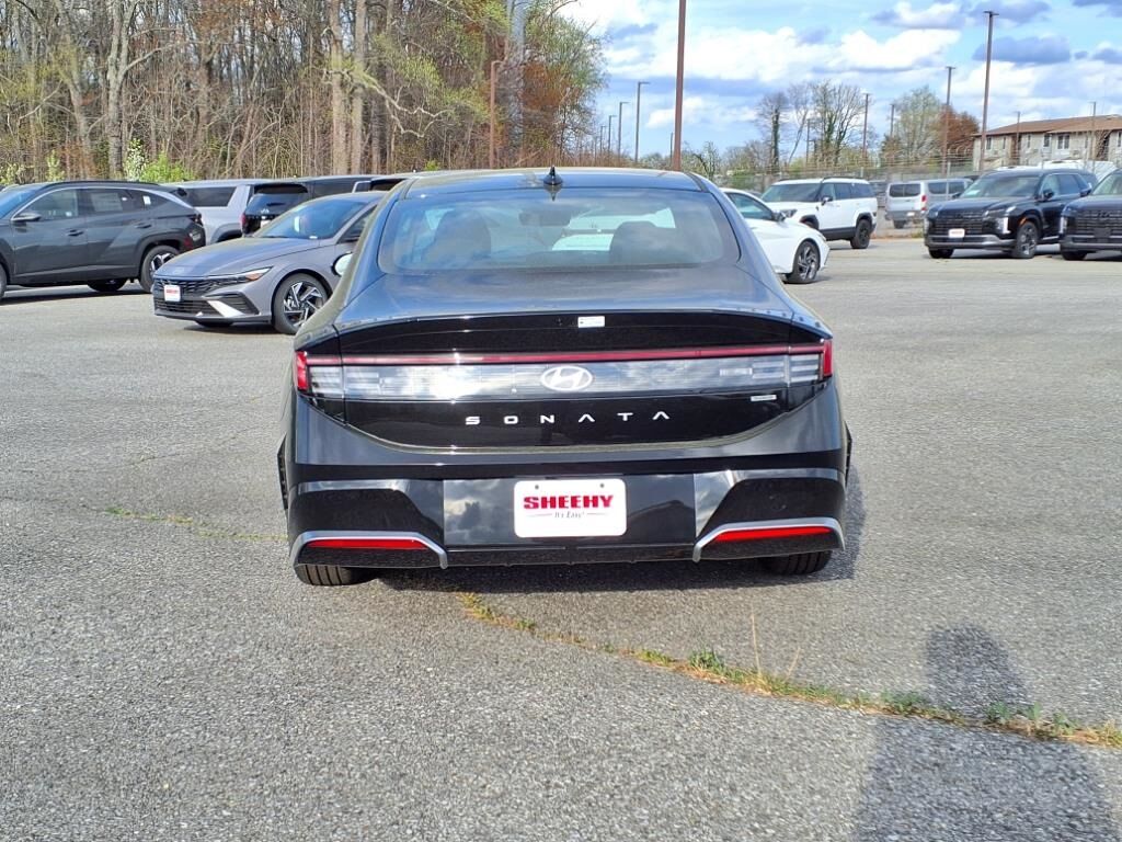 2025 Hyundai Sonata Hybrid SEL Waldorf MD