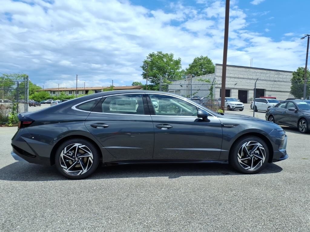 2025 Hyundai Sonata SEL Waldorf MD