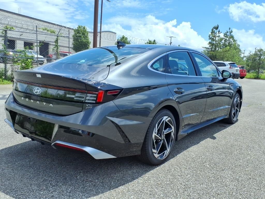 2025 Hyundai Sonata SEL Waldorf MD