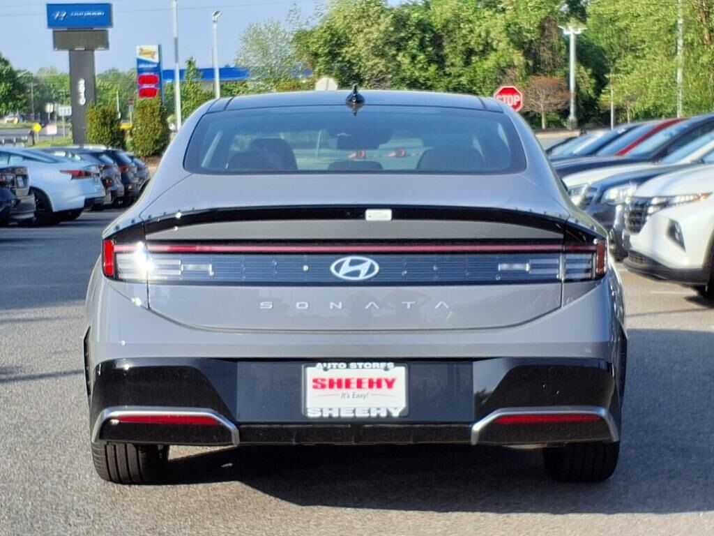 2025 Hyundai Sonata SEL Waldorf MD