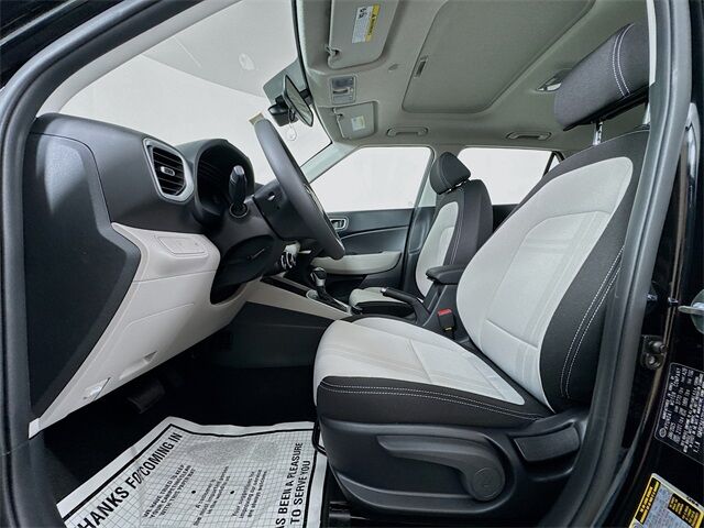 2025 Hyundai Venue SEL Quincy MA