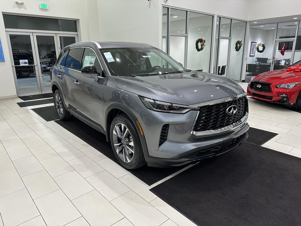 2025 INFINITI QX60 LUXE