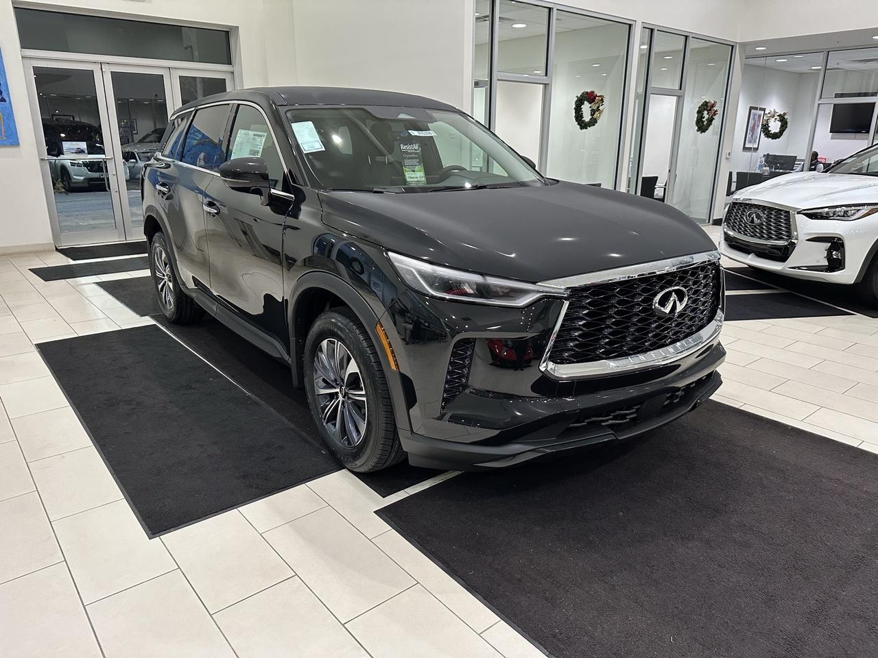 2025 INFINITI QX60 PURE