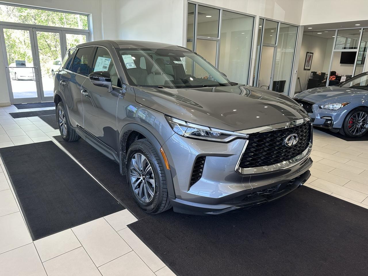 2025 INFINITI QX60 PURE