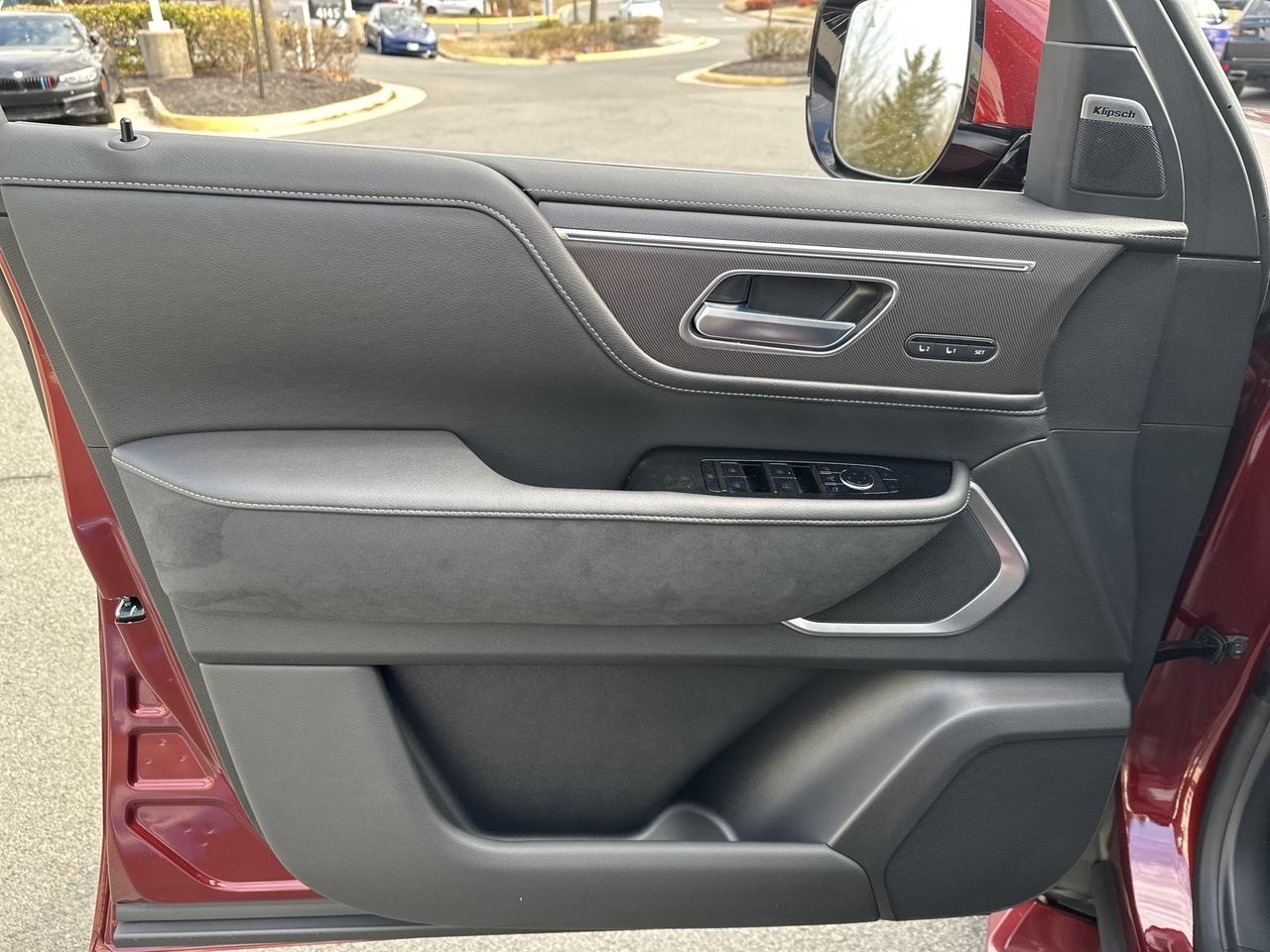 2025 INFINITI QX80 LUXE Chantilly VA