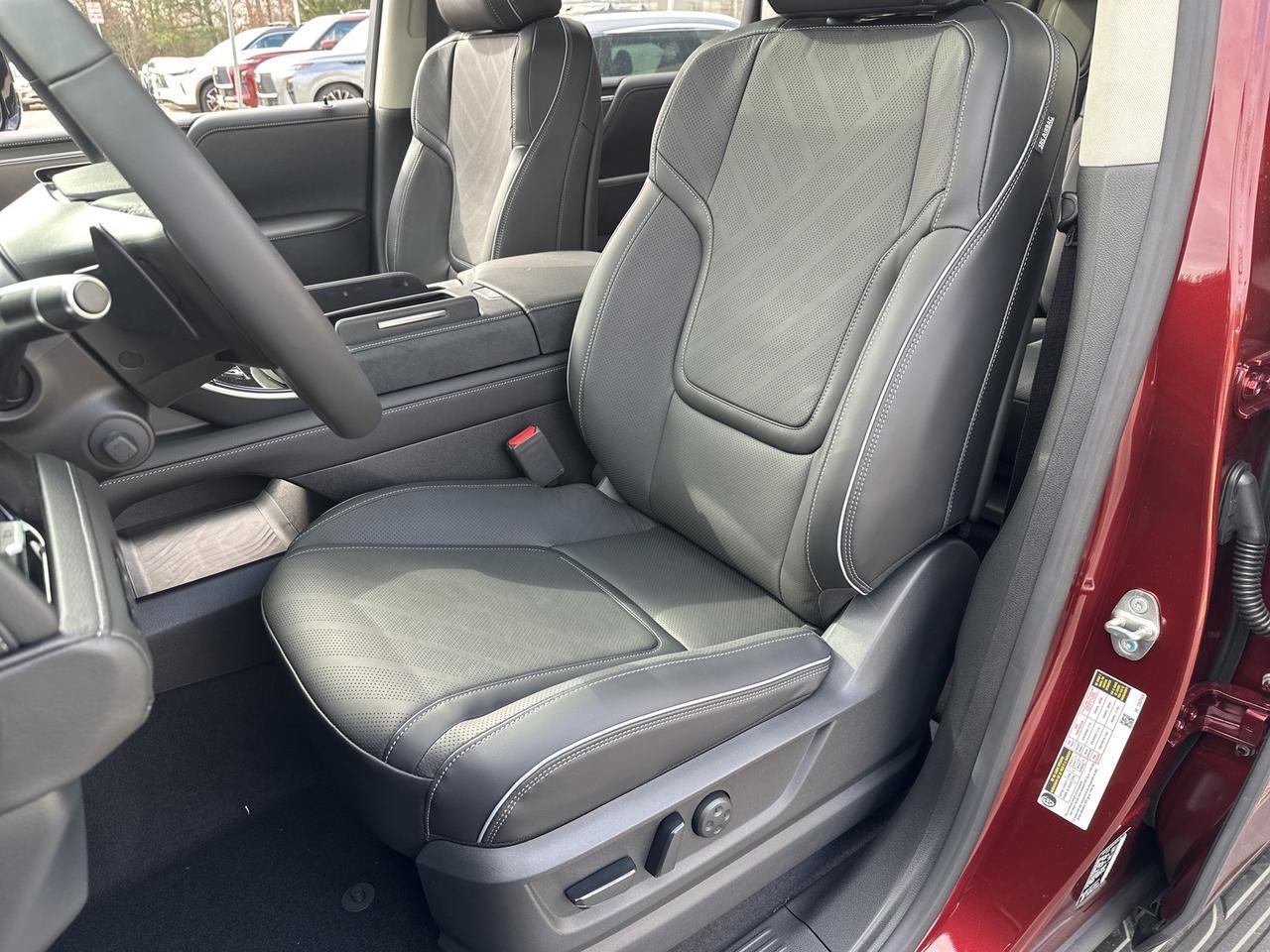 2025 INFINITI QX80 LUXE Chantilly VA