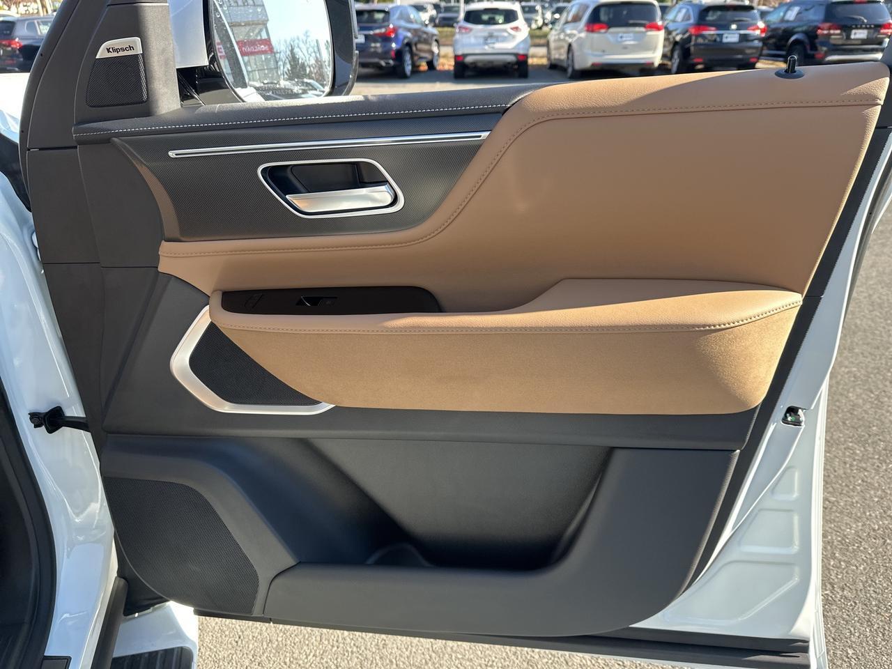 2025 INFINITI QX80 LUXE Chantilly VA