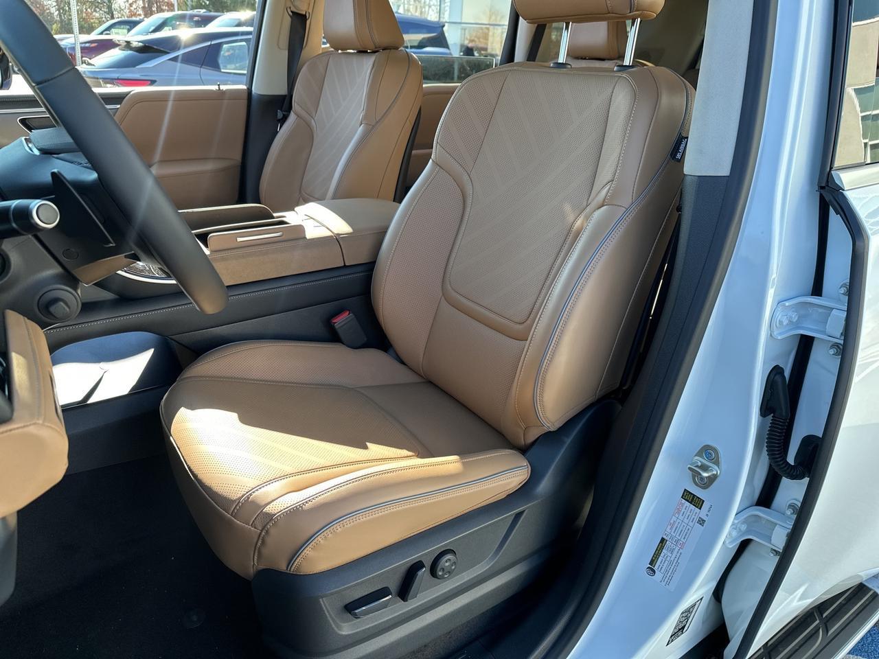 2025 INFINITI QX80 LUXE Chantilly VA