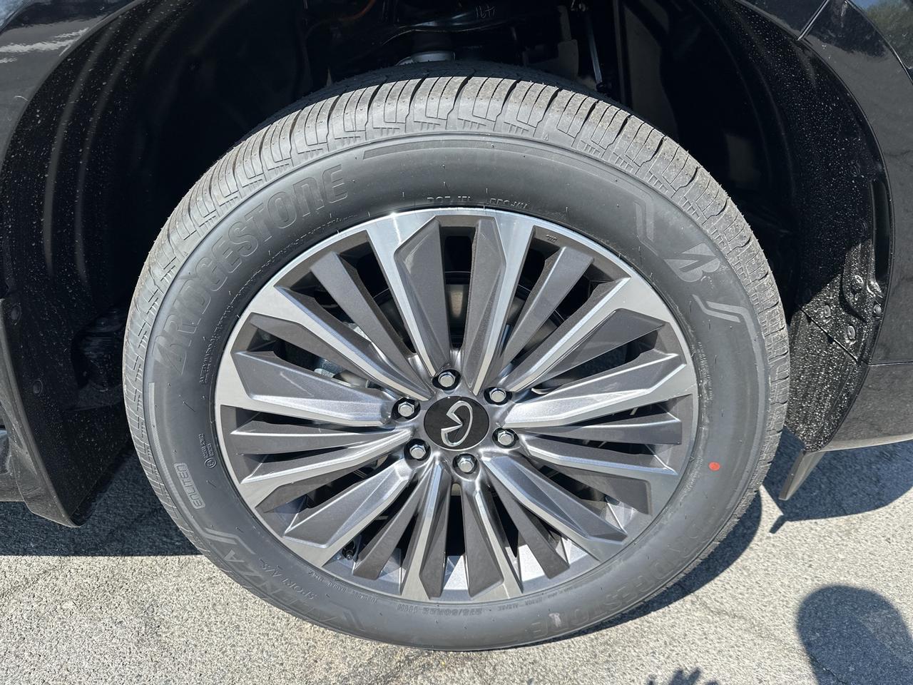 2025 INFINITI QX80 LUXE Chantilly VA