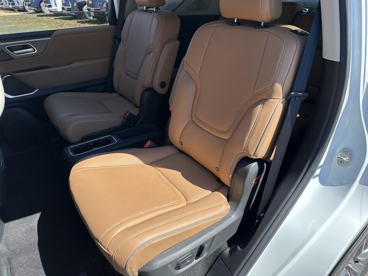 2025 INFINITI QX80 LUXE Chantilly VA