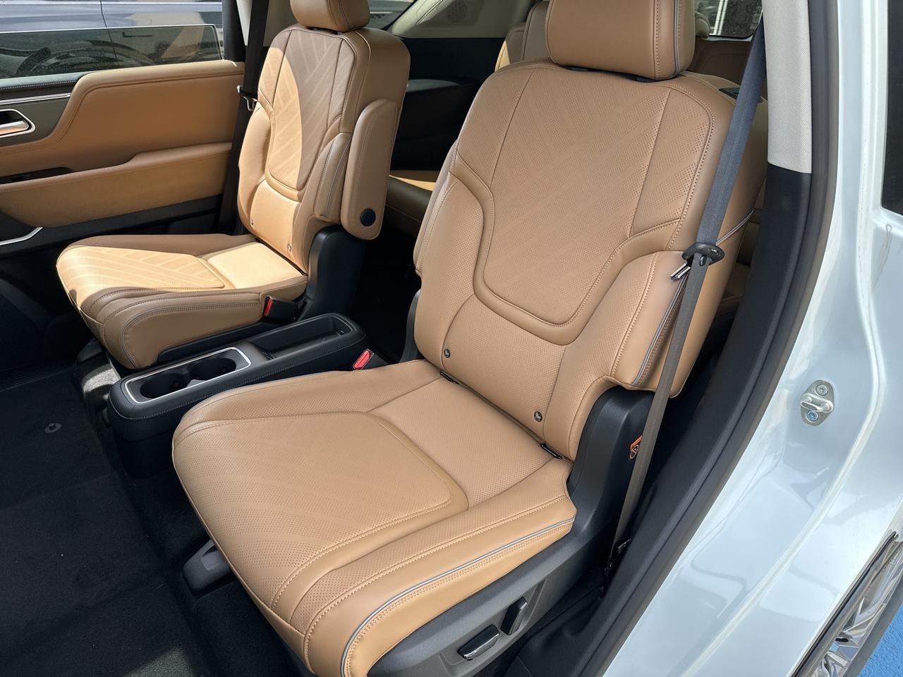 2025 INFINITI QX80 LUXE Chantilly VA