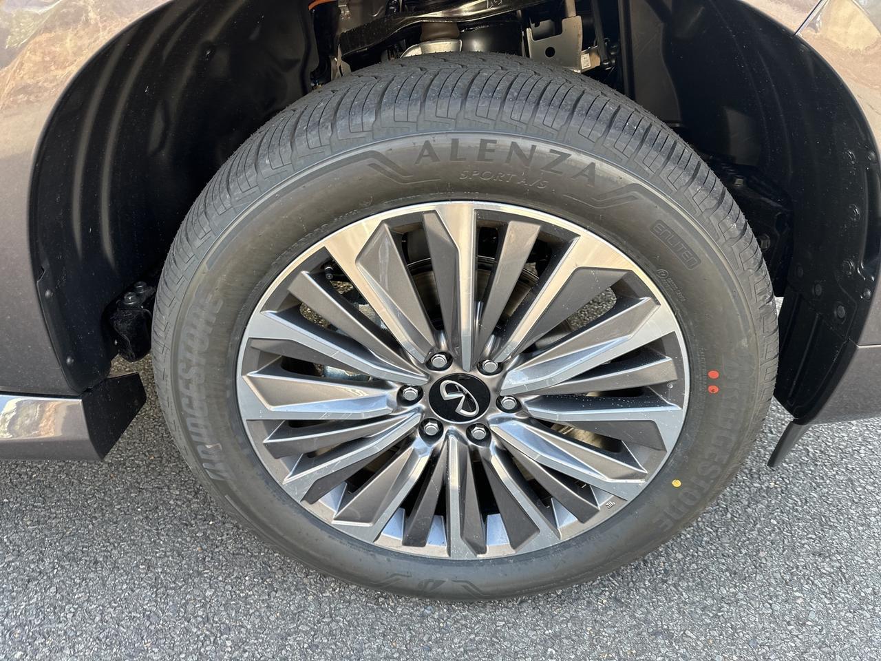 2025 INFINITI QX80 LUXE Chantilly VA