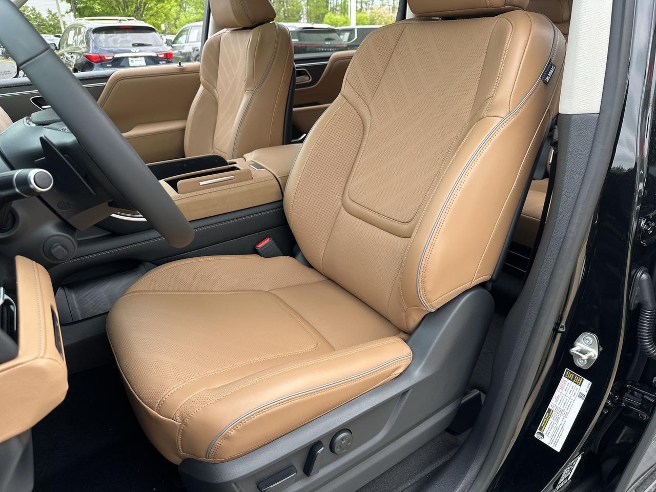 2025 INFINITI QX80 LUXE Chantilly VA