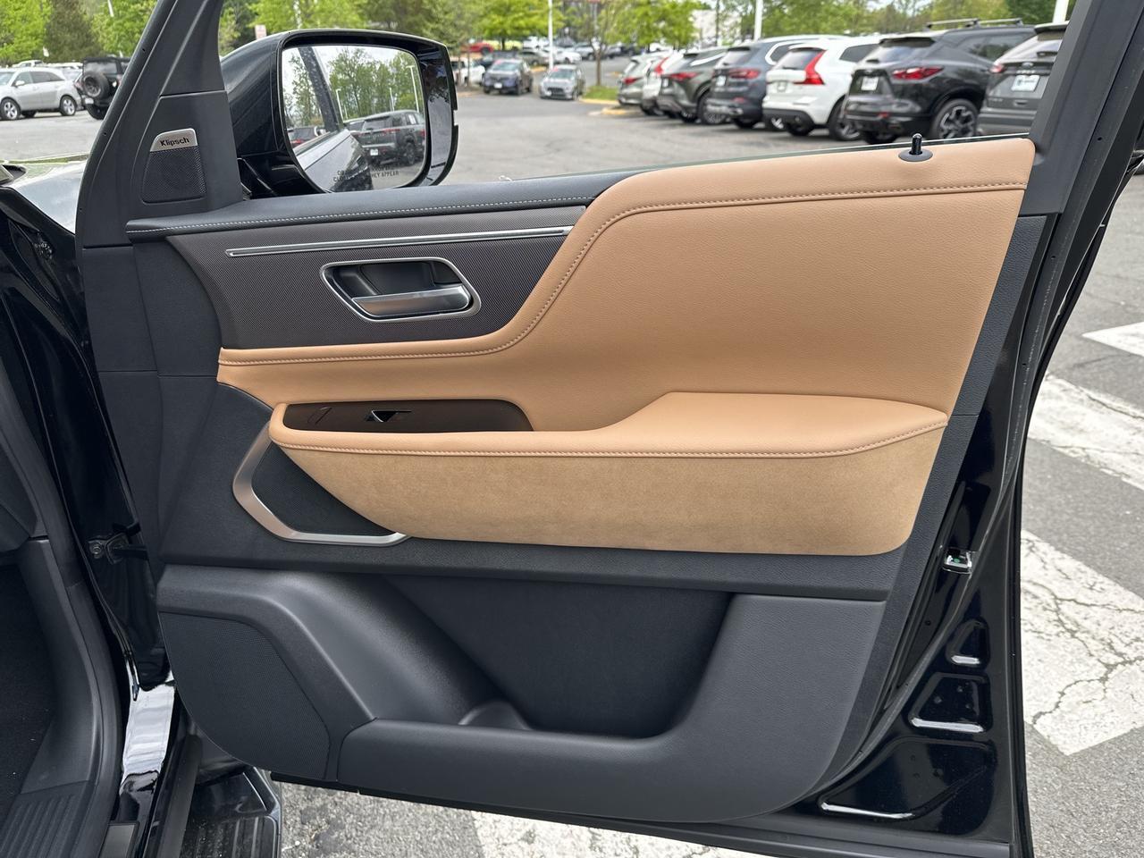 2025 INFINITI QX80 LUXE Chantilly VA