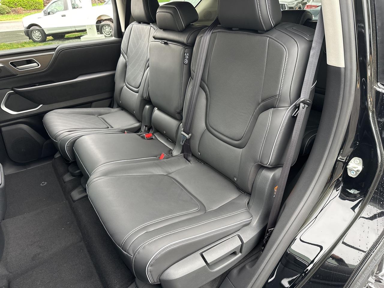 2025 INFINITI QX80 LUXE Chantilly VA