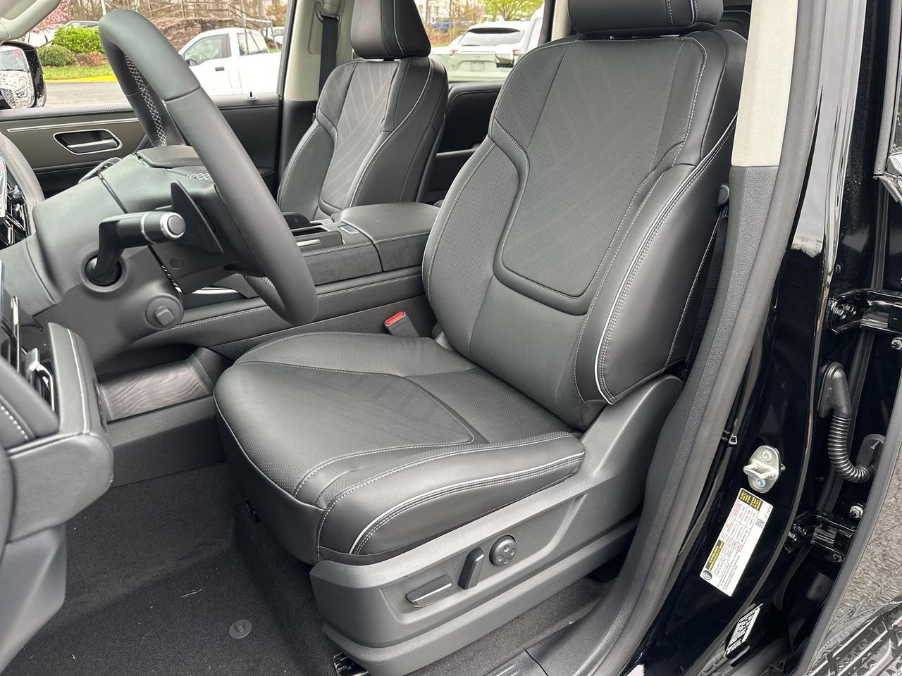 2025 INFINITI QX80 LUXE Chantilly VA