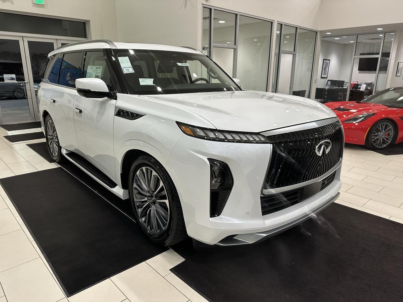 2025 INFINITI QX80 LUXE