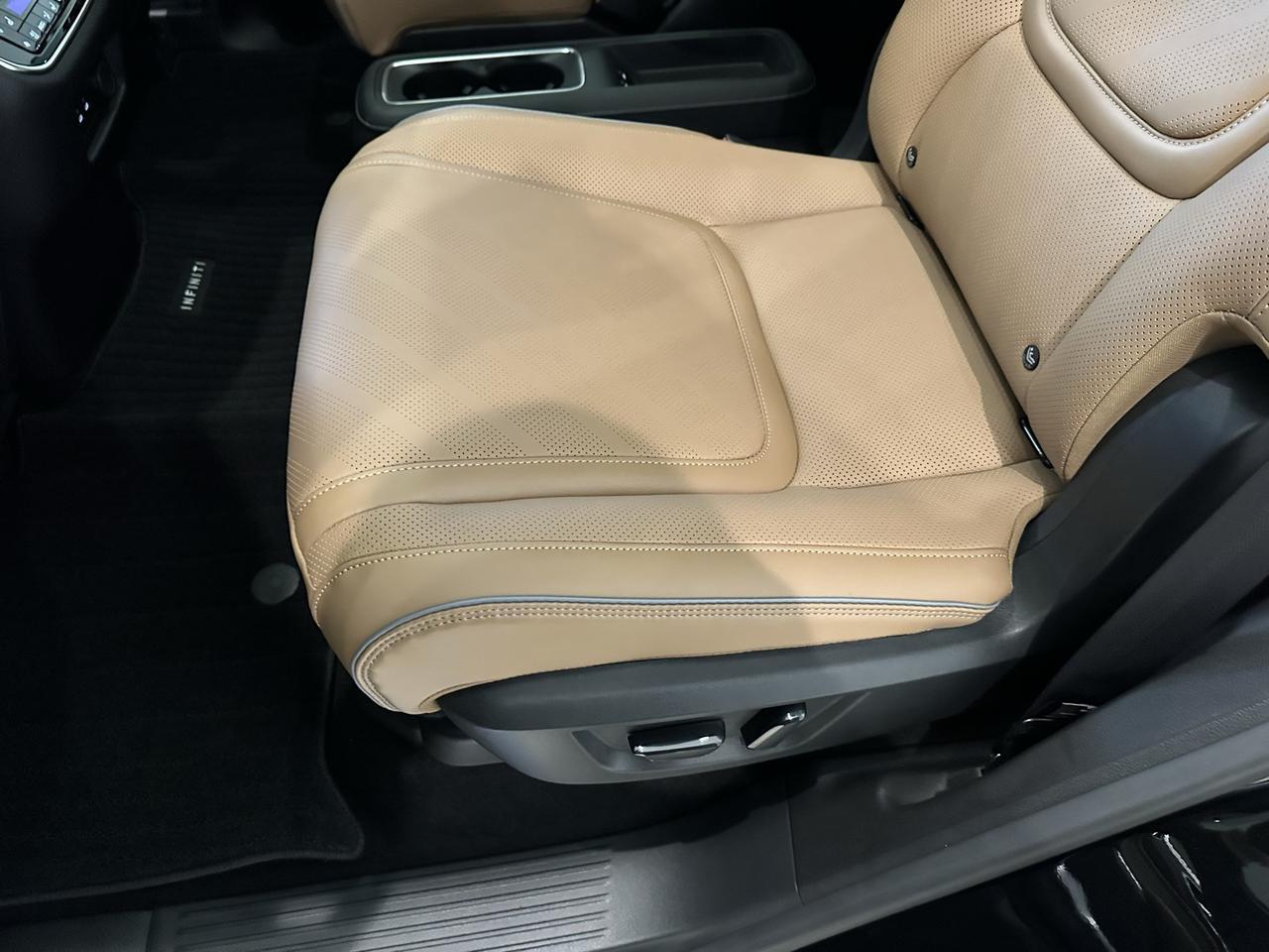 2025 INFINITI QX80 LUXE Annapolis MD