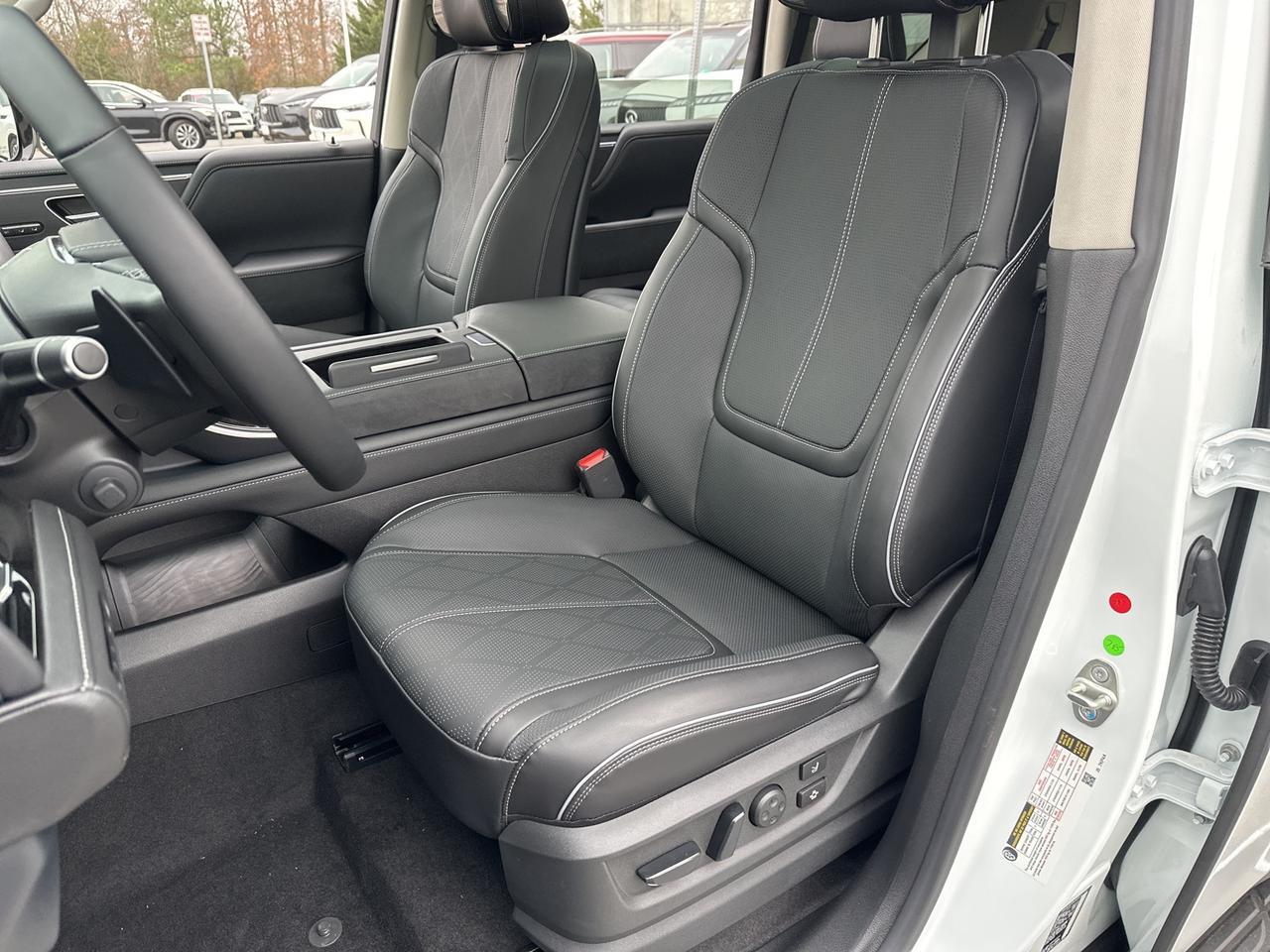 2025 INFINITI QX80 SENSORY Chantilly VA