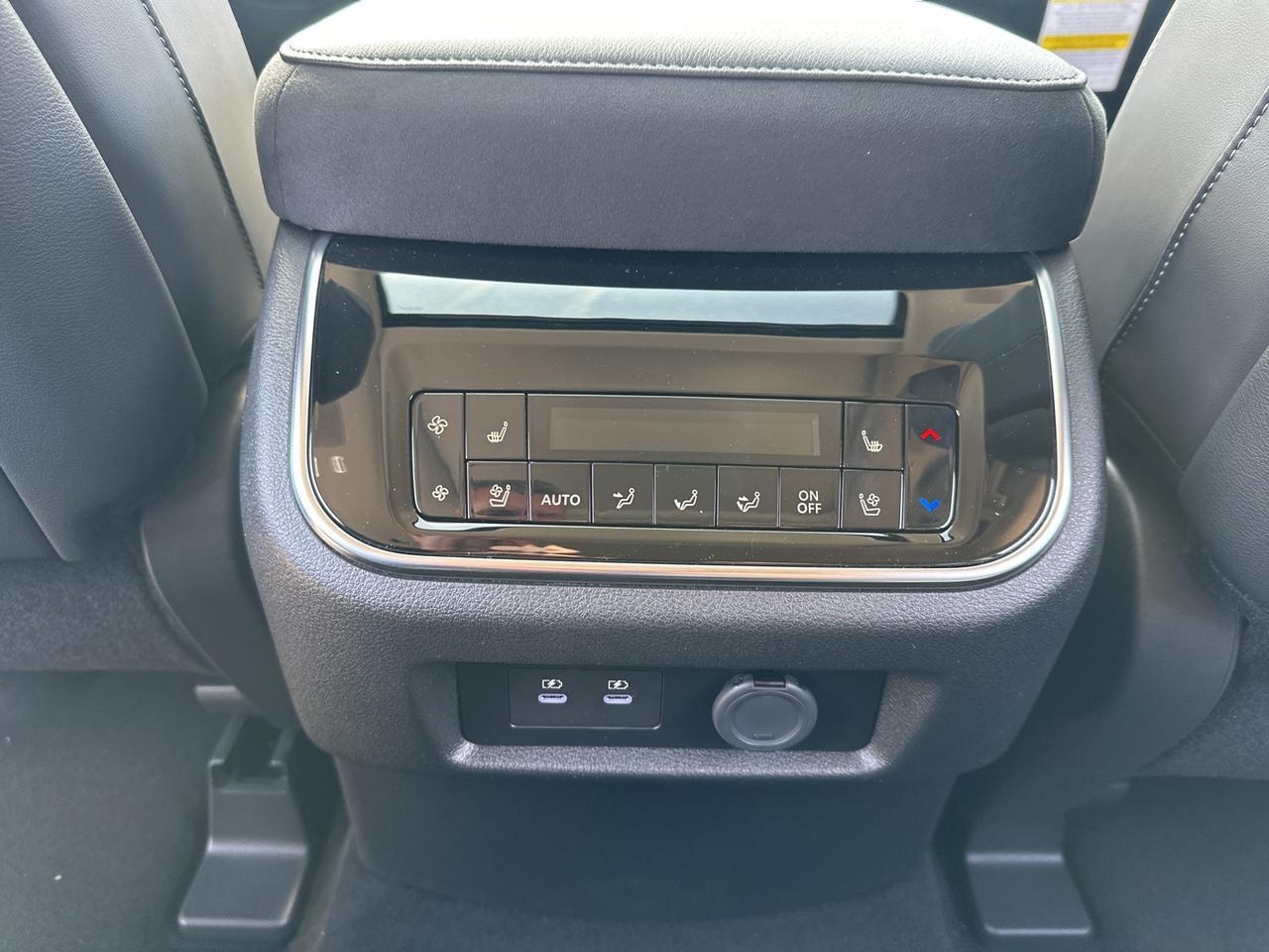 2025 INFINITI QX80 SENSORY Chantilly VA