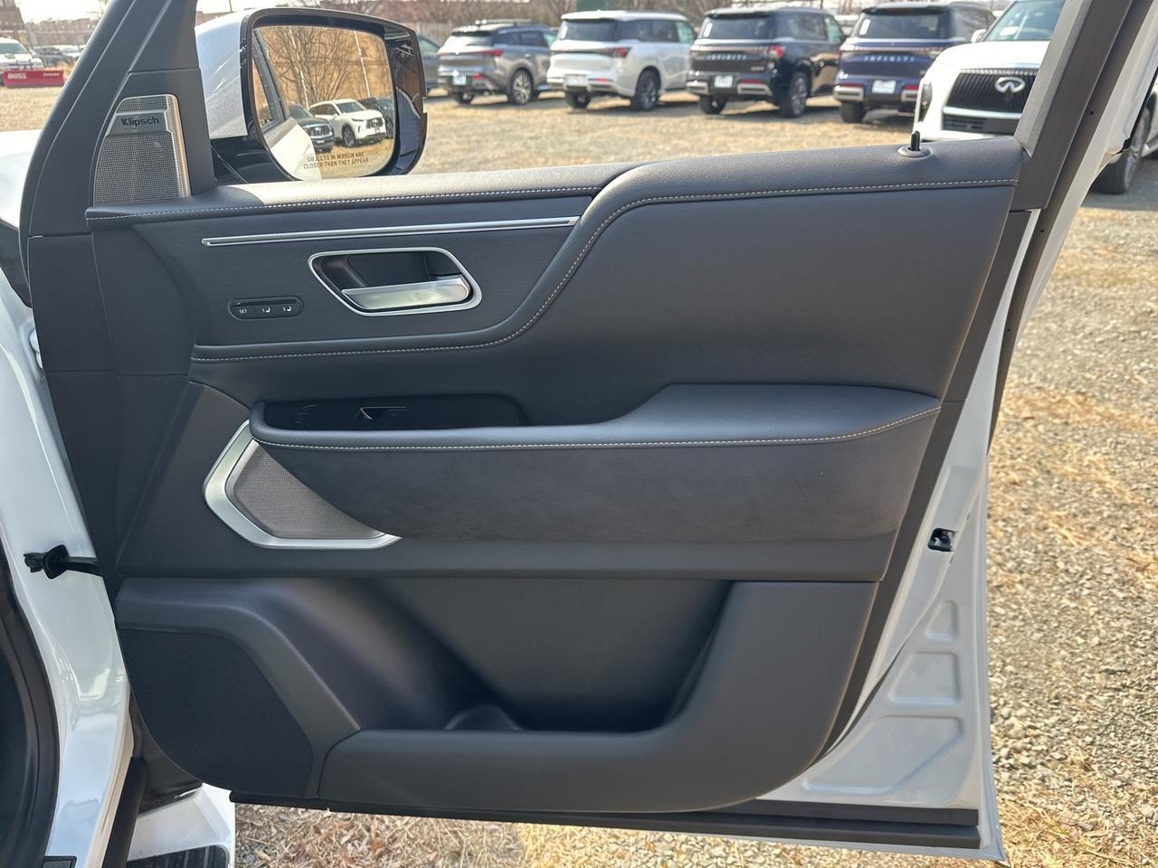 2025 INFINITI QX80 SENSORY Chantilly VA