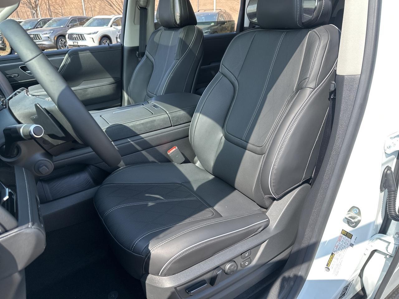 2025 INFINITI QX80 SENSORY Chantilly VA