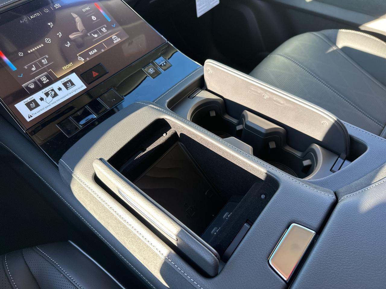 2025 INFINITI QX80 SENSORY Chantilly VA