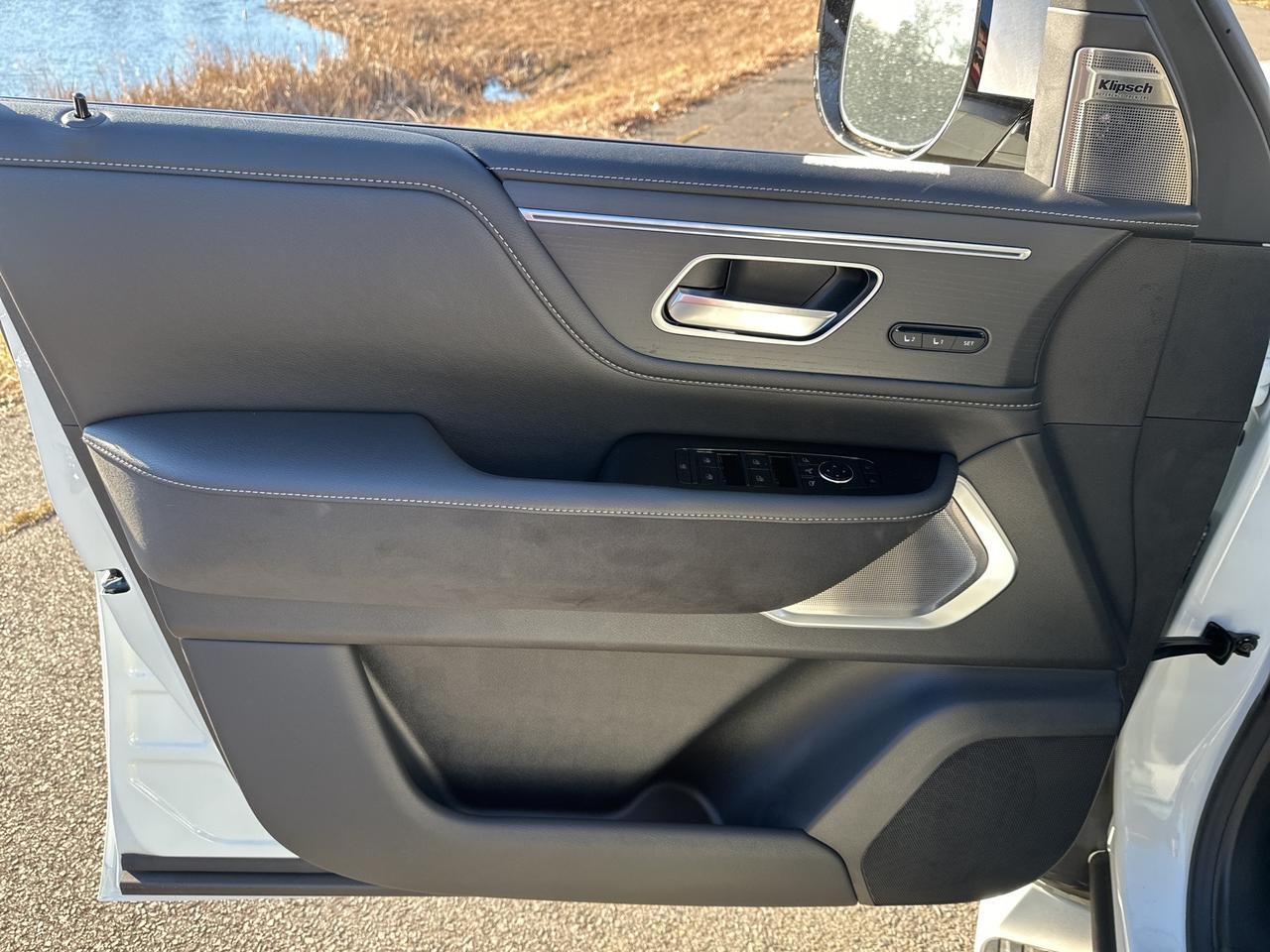 2025 INFINITI QX80 SENSORY Chantilly VA