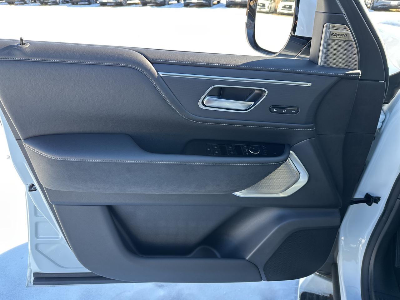 2025 INFINITI QX80 SENSORY Chantilly VA