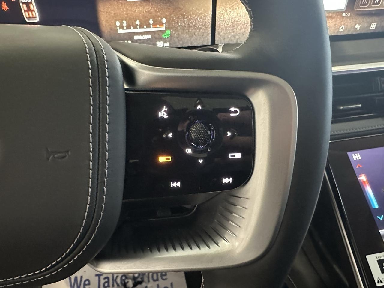 2025 INFINITI QX80 SENSORY Annapolis MD