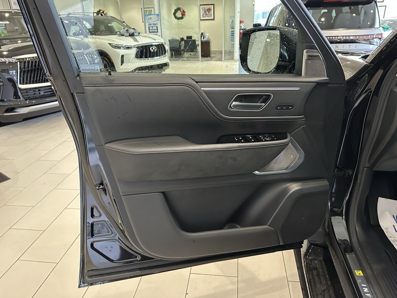 2025 INFINITI QX80 SENSORY Annapolis MD