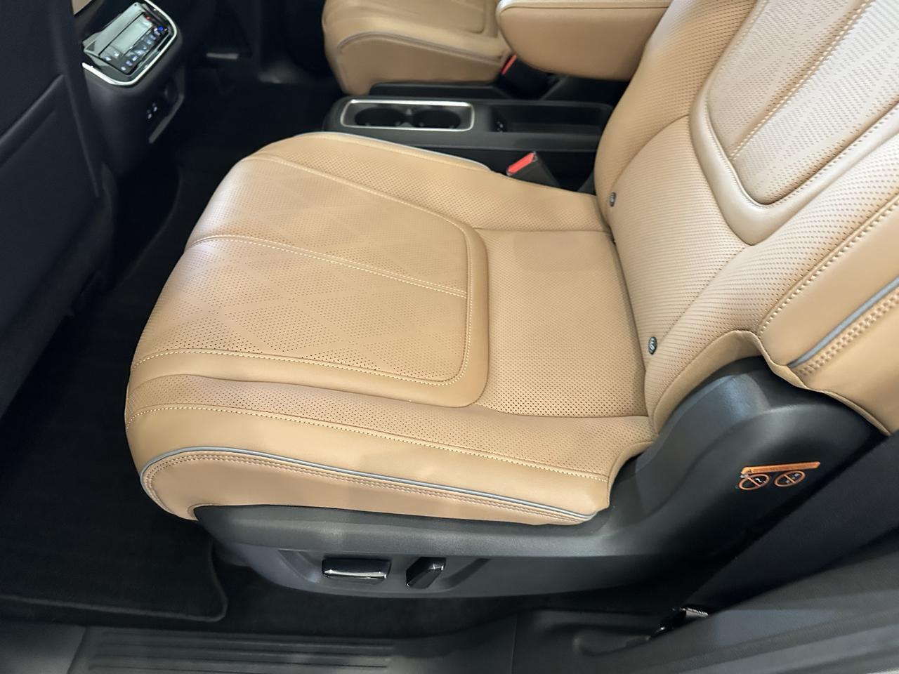 2025 INFINITI QX80 SENSORY Annapolis MD