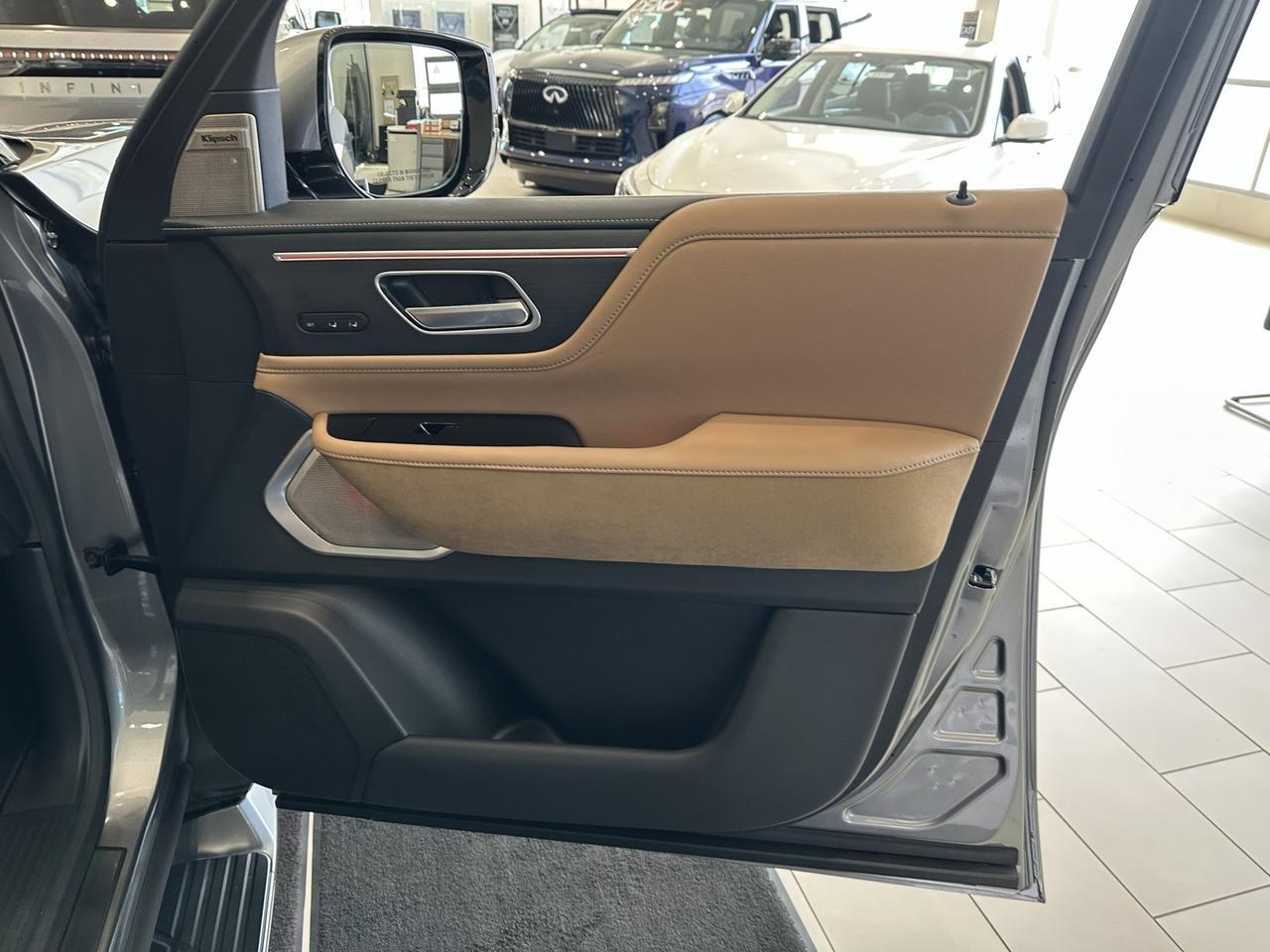 2025 INFINITI QX80 SENSORY Annapolis MD