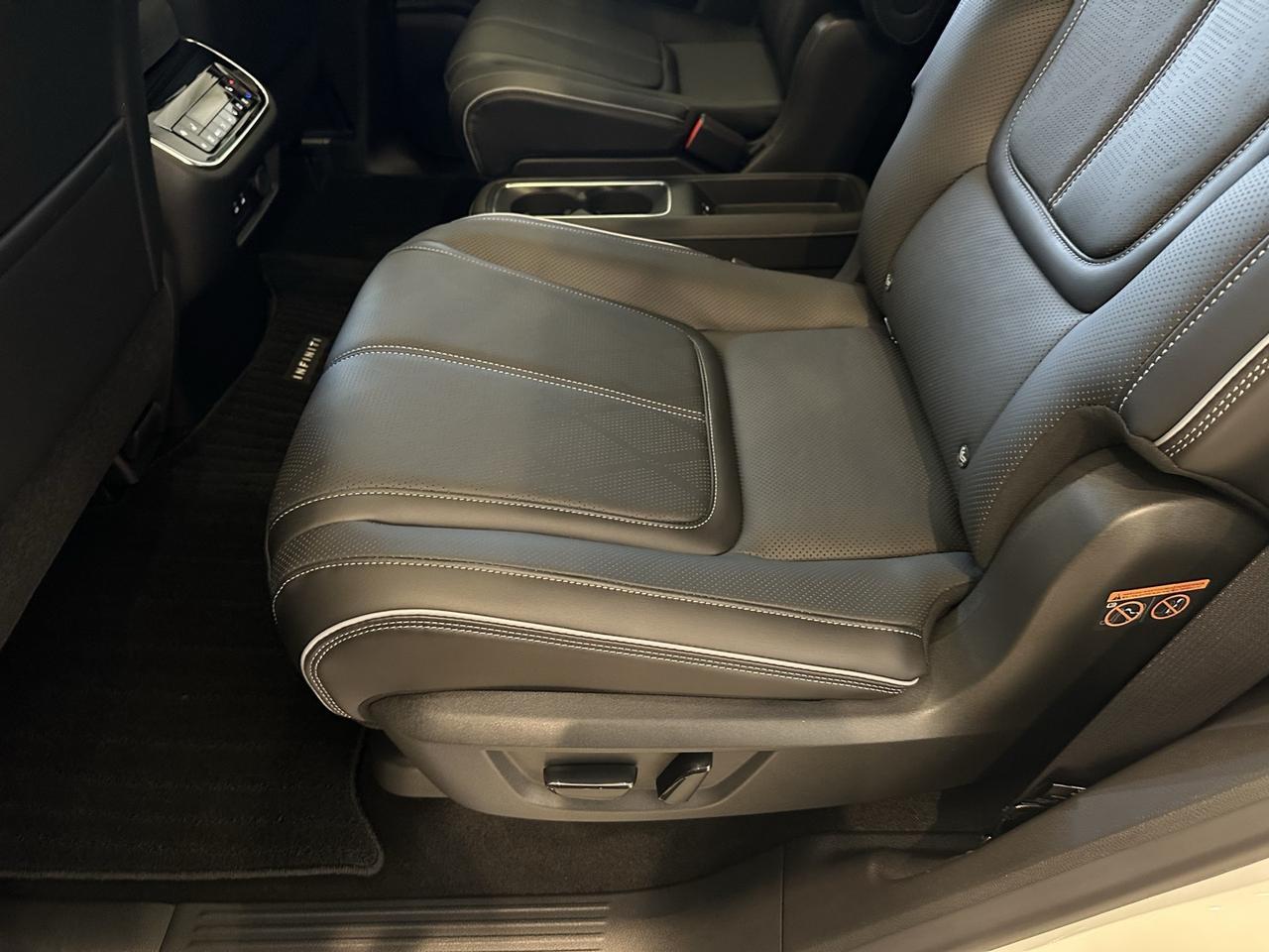 2025 INFINITI QX80 SENSORY Annapolis MD