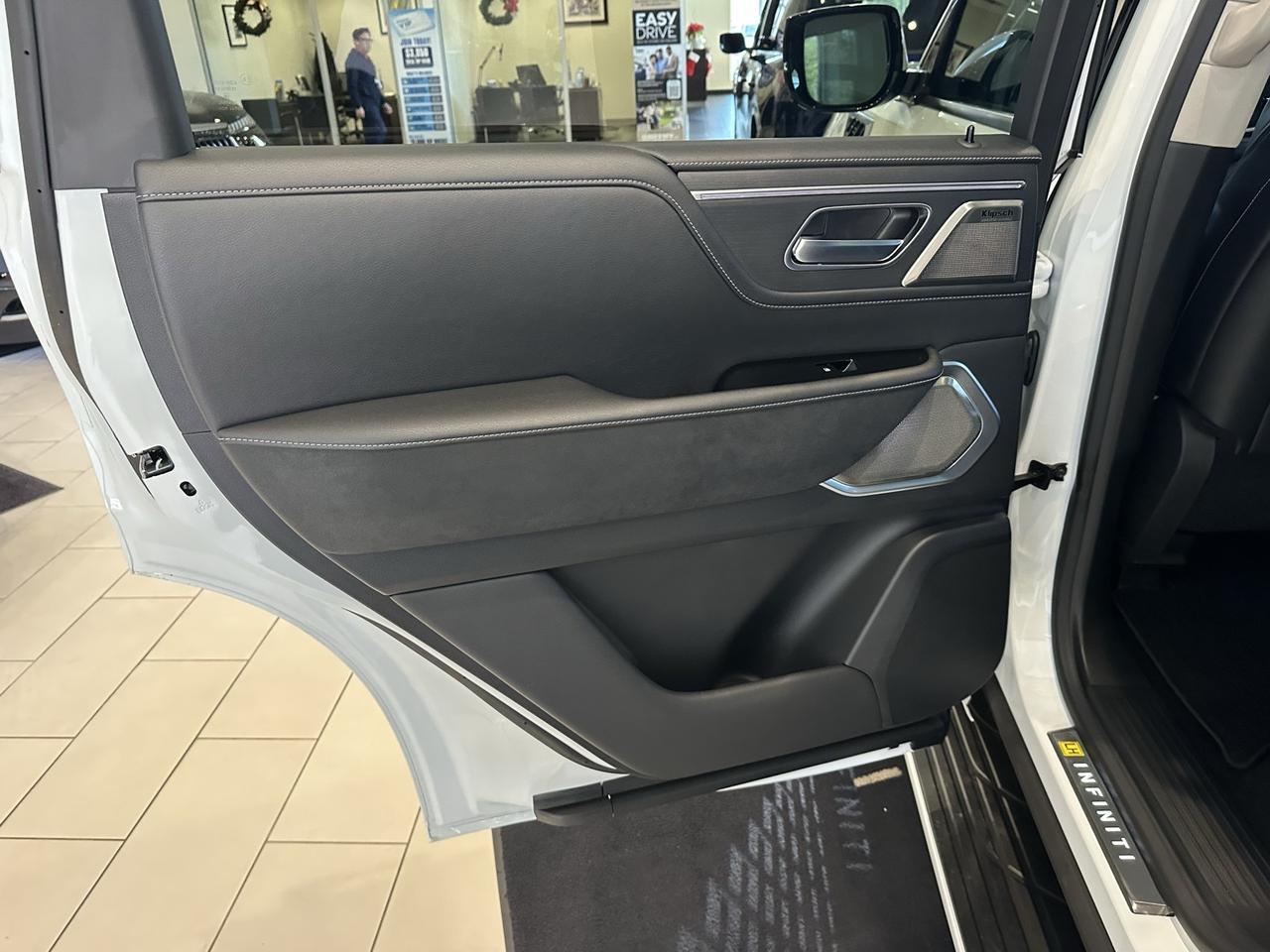 2025 INFINITI QX80 SENSORY Annapolis MD