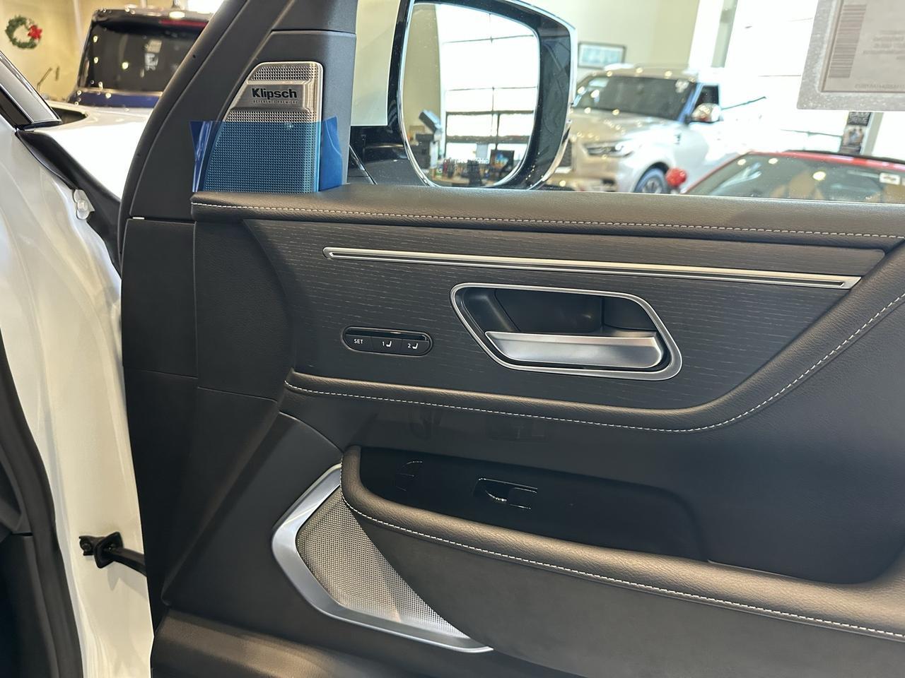 2025 INFINITI QX80 SENSORY Annapolis MD