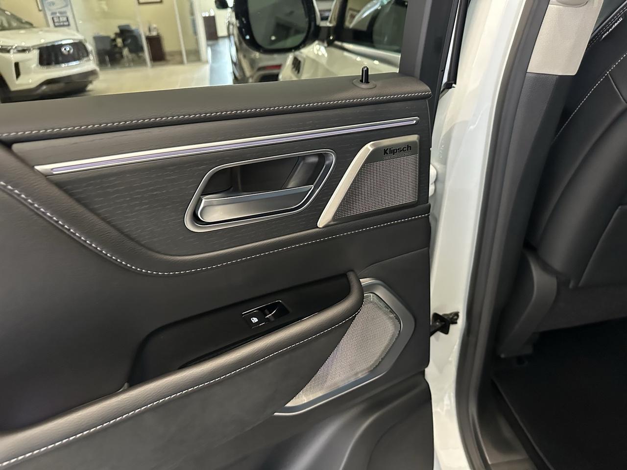 2025 INFINITI QX80 SENSORY Annapolis MD