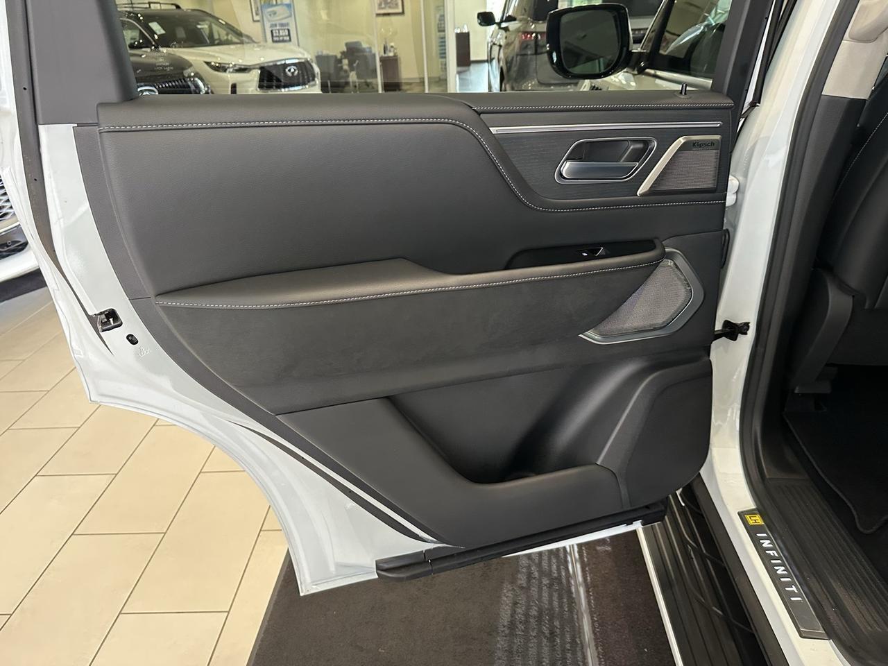 2025 INFINITI QX80 SENSORY Annapolis MD